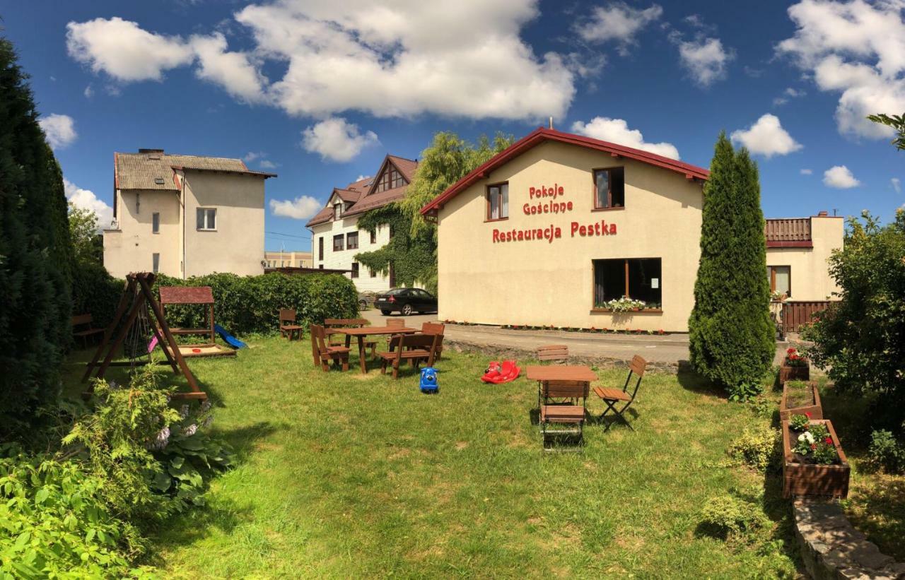 Pokoje Goscinne & Restauracja Pestka Choczewo Extérieur photo
