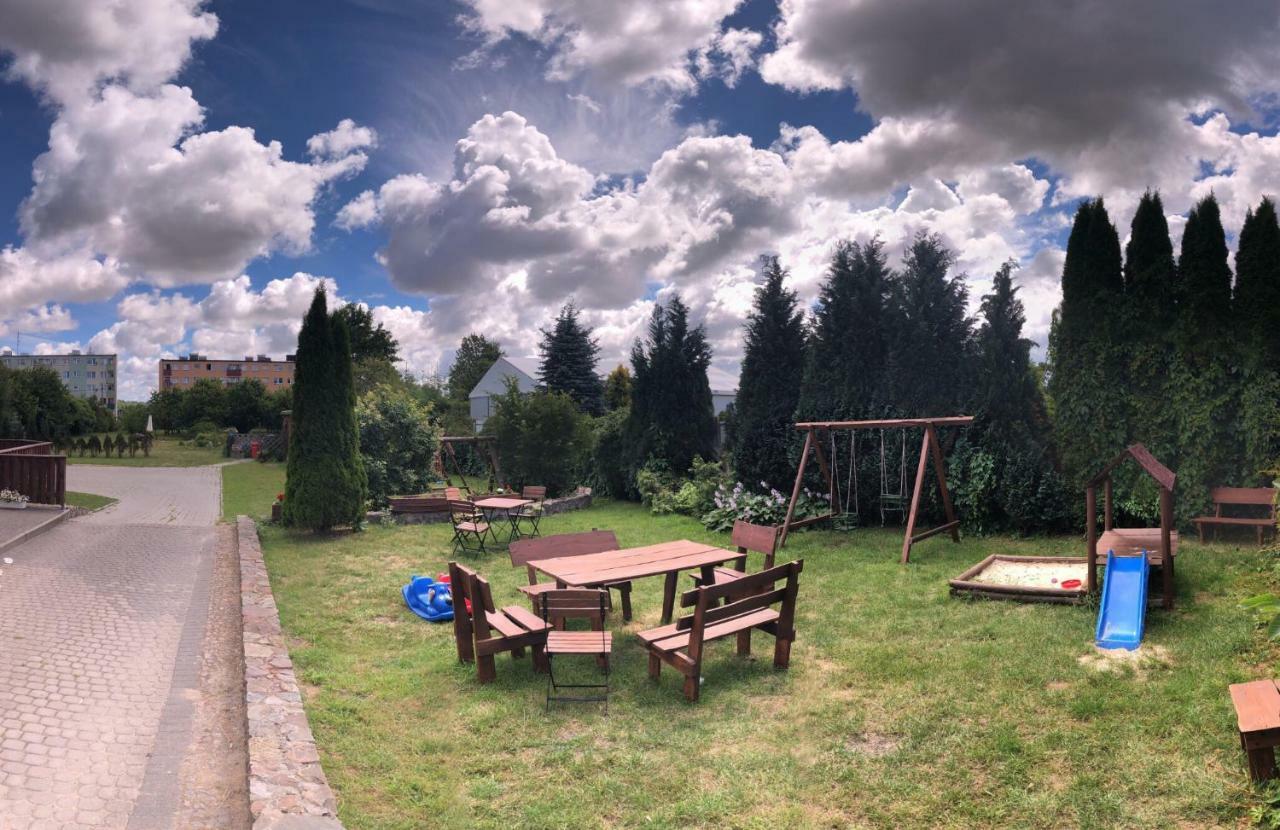 Pokoje Goscinne & Restauracja Pestka Choczewo Extérieur photo