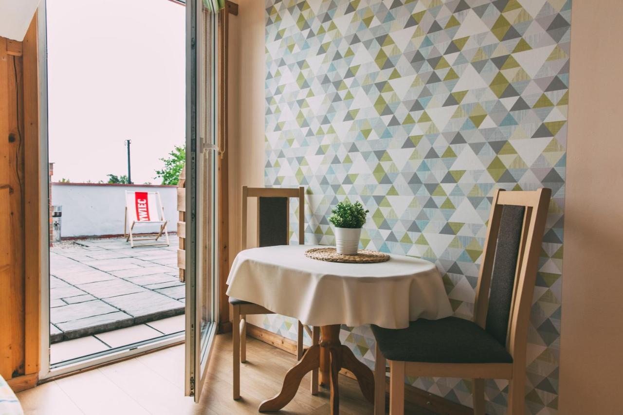 Pokoje Goscinne & Restauracja Pestka Choczewo Extérieur photo