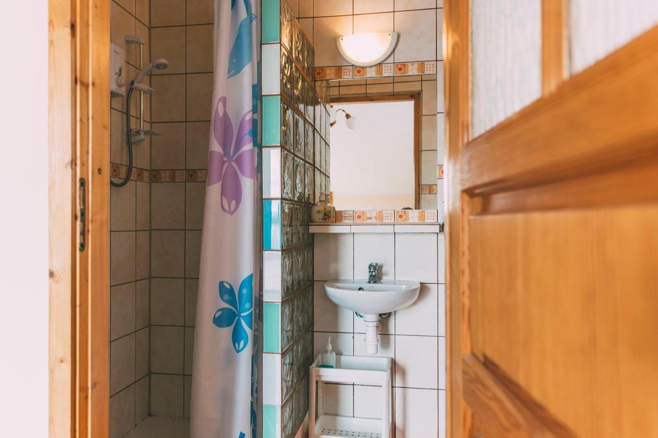 Pokoje Goscinne & Restauracja Pestka Choczewo Extérieur photo