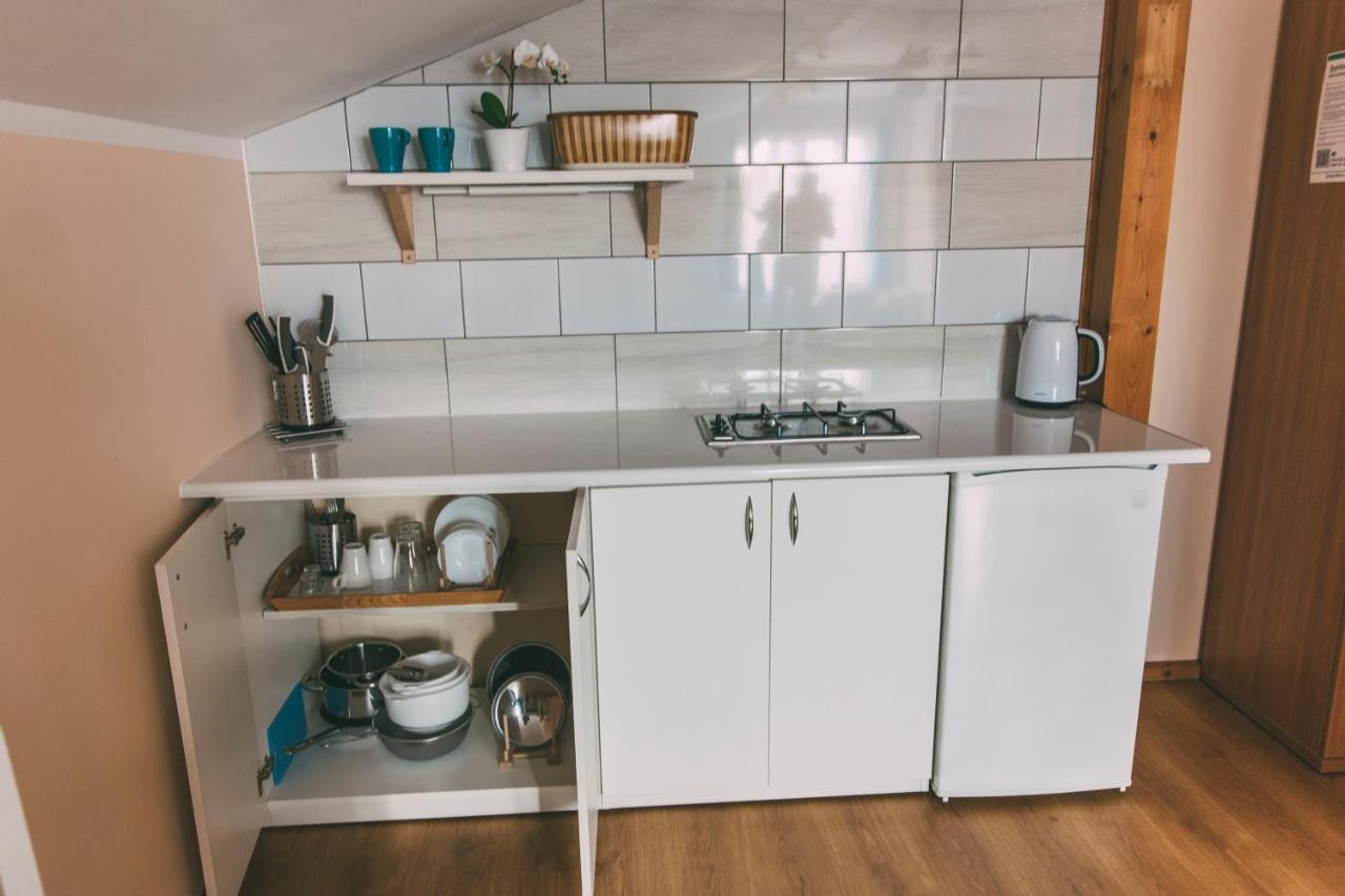 Pokoje Goscinne & Restauracja Pestka Choczewo Extérieur photo