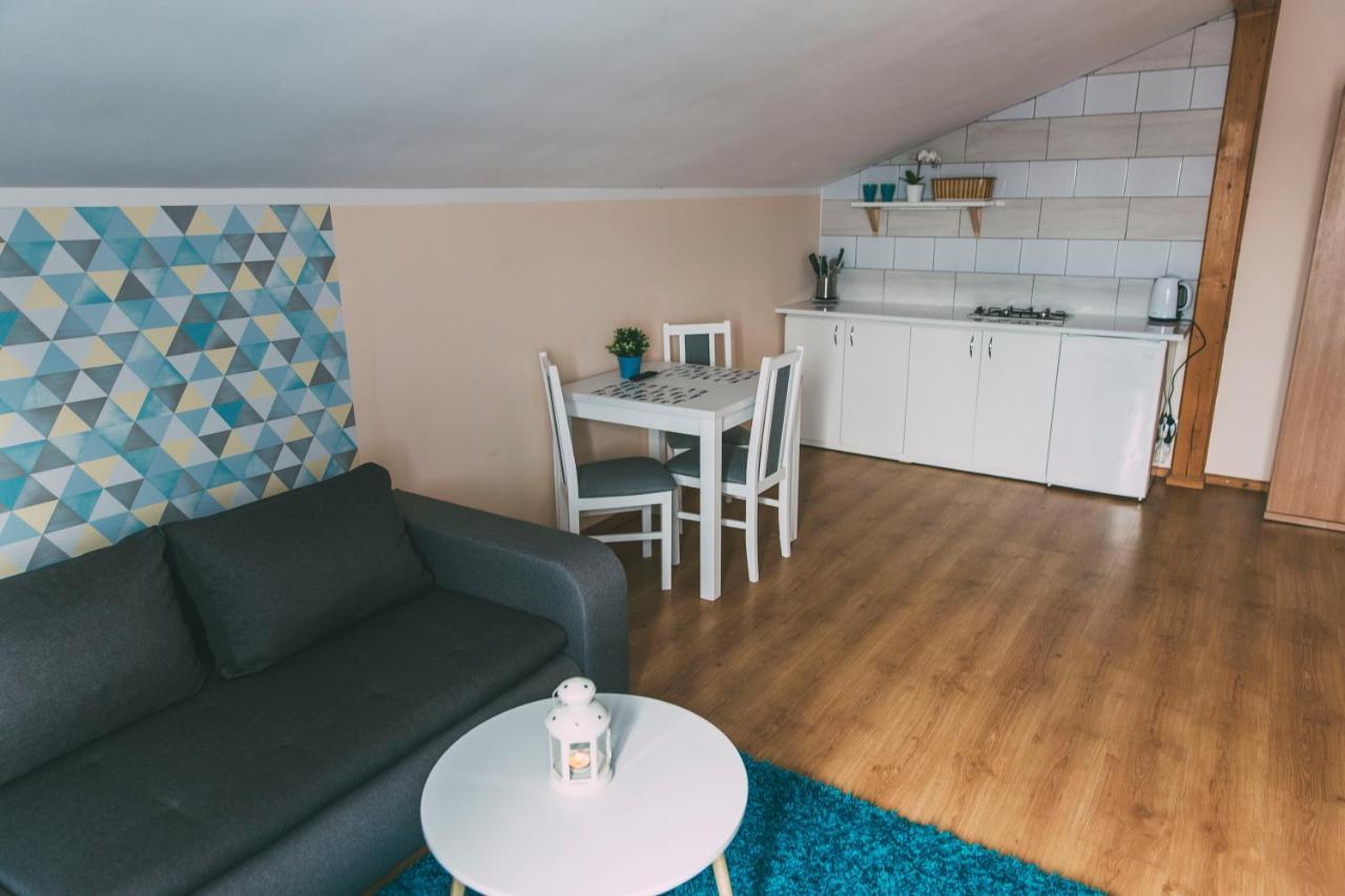 Pokoje Goscinne & Restauracja Pestka Choczewo Extérieur photo