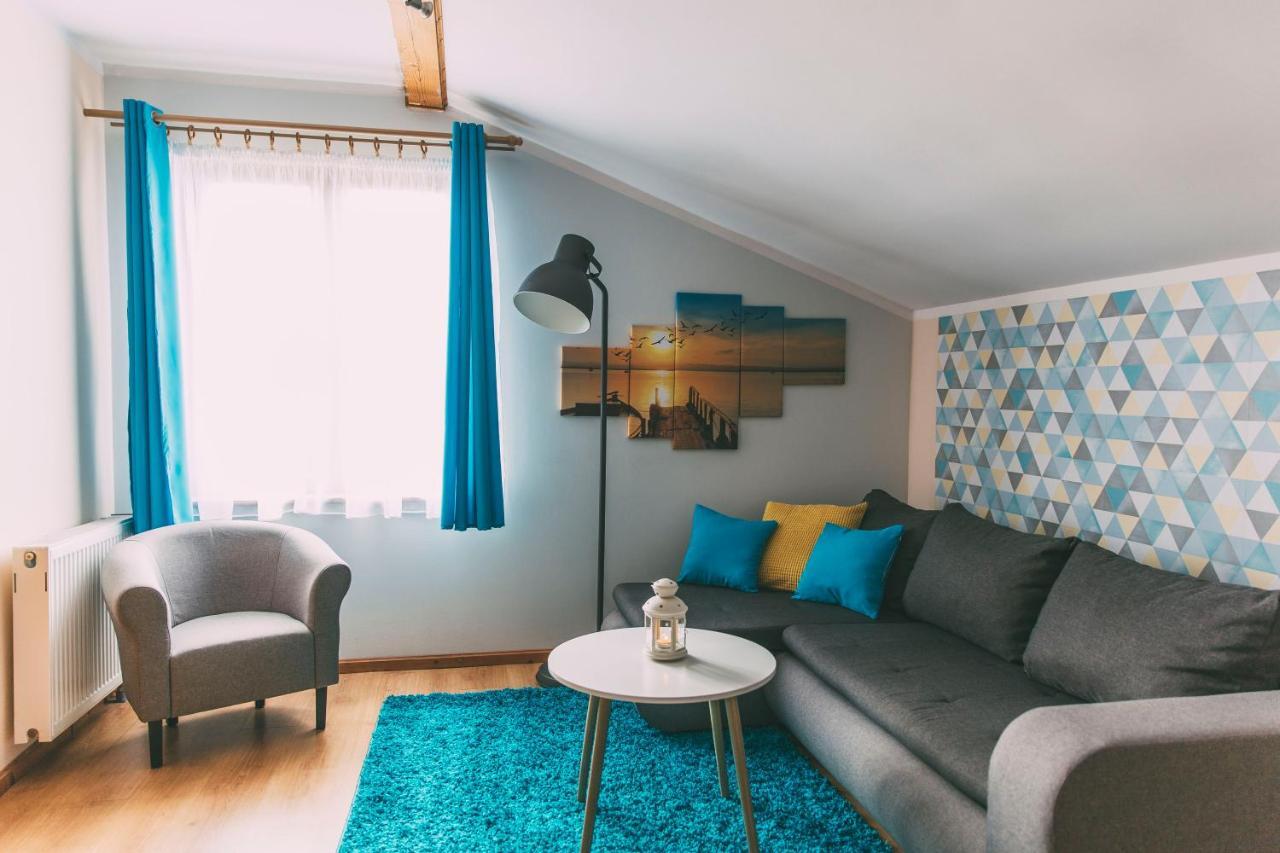 Pokoje Goscinne & Restauracja Pestka Choczewo Extérieur photo